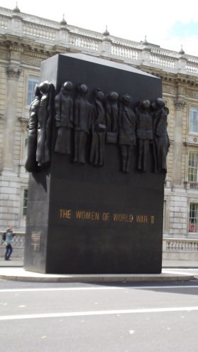 Memorial Women of World War II